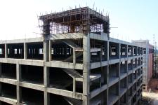 绿色梦想的沉重代价 中国最大环保建材市场陷停工泥潭，债务漩涡深达十亿